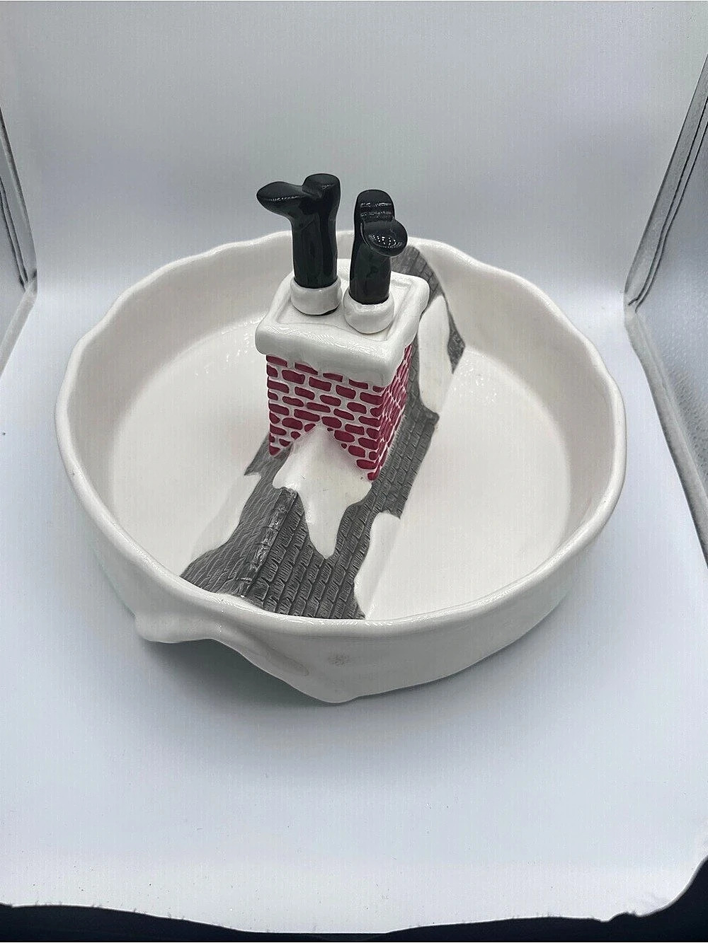 Holiday Department 56 Ceramic Bridge Knife Holder Serving Dish Christmas Santa